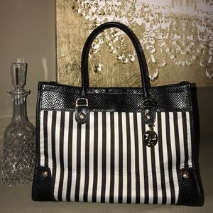 Henri Bendel Tote, excellent condition.